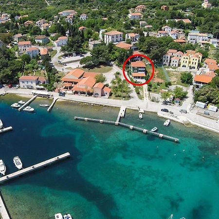 Apartments And Rooms By The Sea Nerezine, Losinj - 11815 Esterno foto