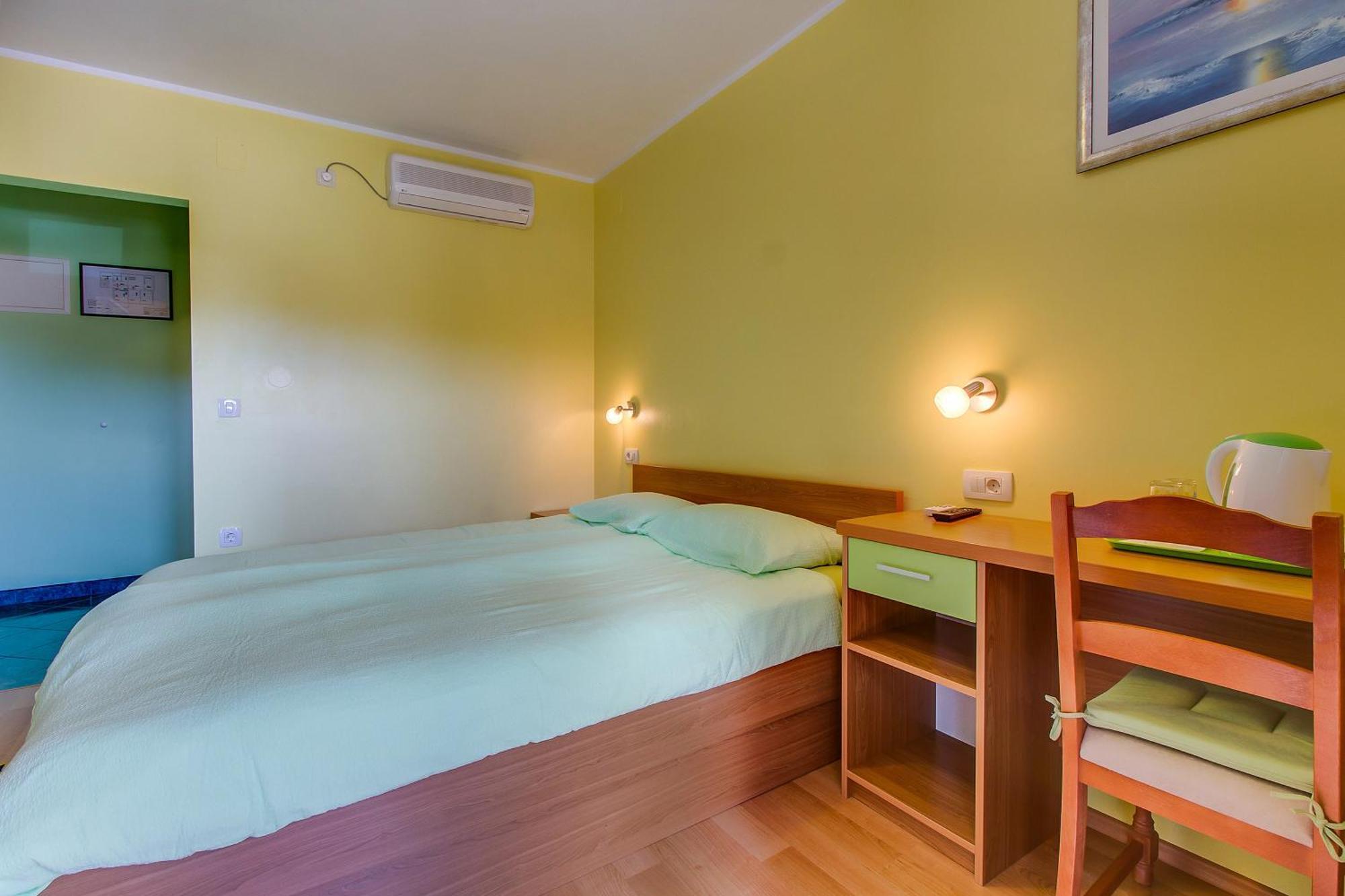 Apartments And Rooms By The Sea Nerezine, Losinj - 11815 Camera foto